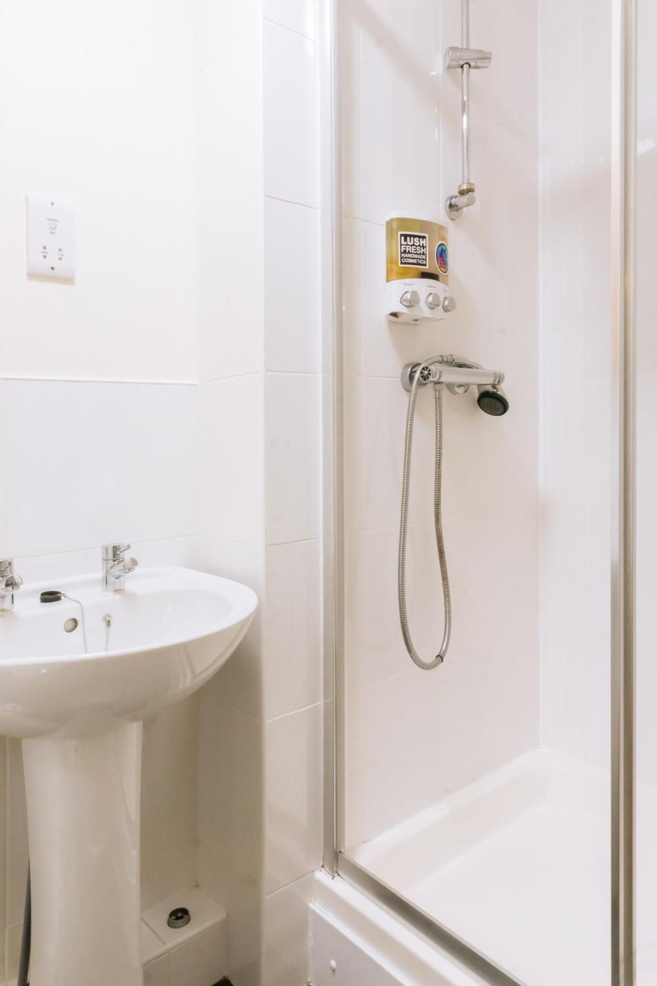 Stylish 3 Bedroom Apartment Near Hollyrood Park 에든버러 외부 사진